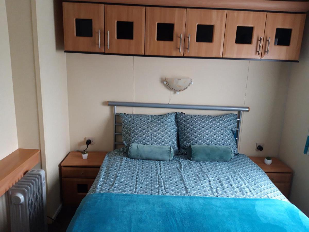 Locatie Het Knooppunt Engelse Chalet Nuis Dış mekan fotoğraf